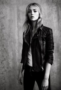 jaket kulit wanita model klasik